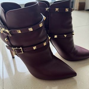 Burgundy Valentino heels
